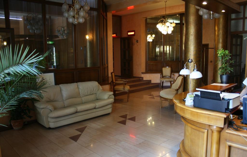 Hotel Nicol Plovdiv Kültér fotó