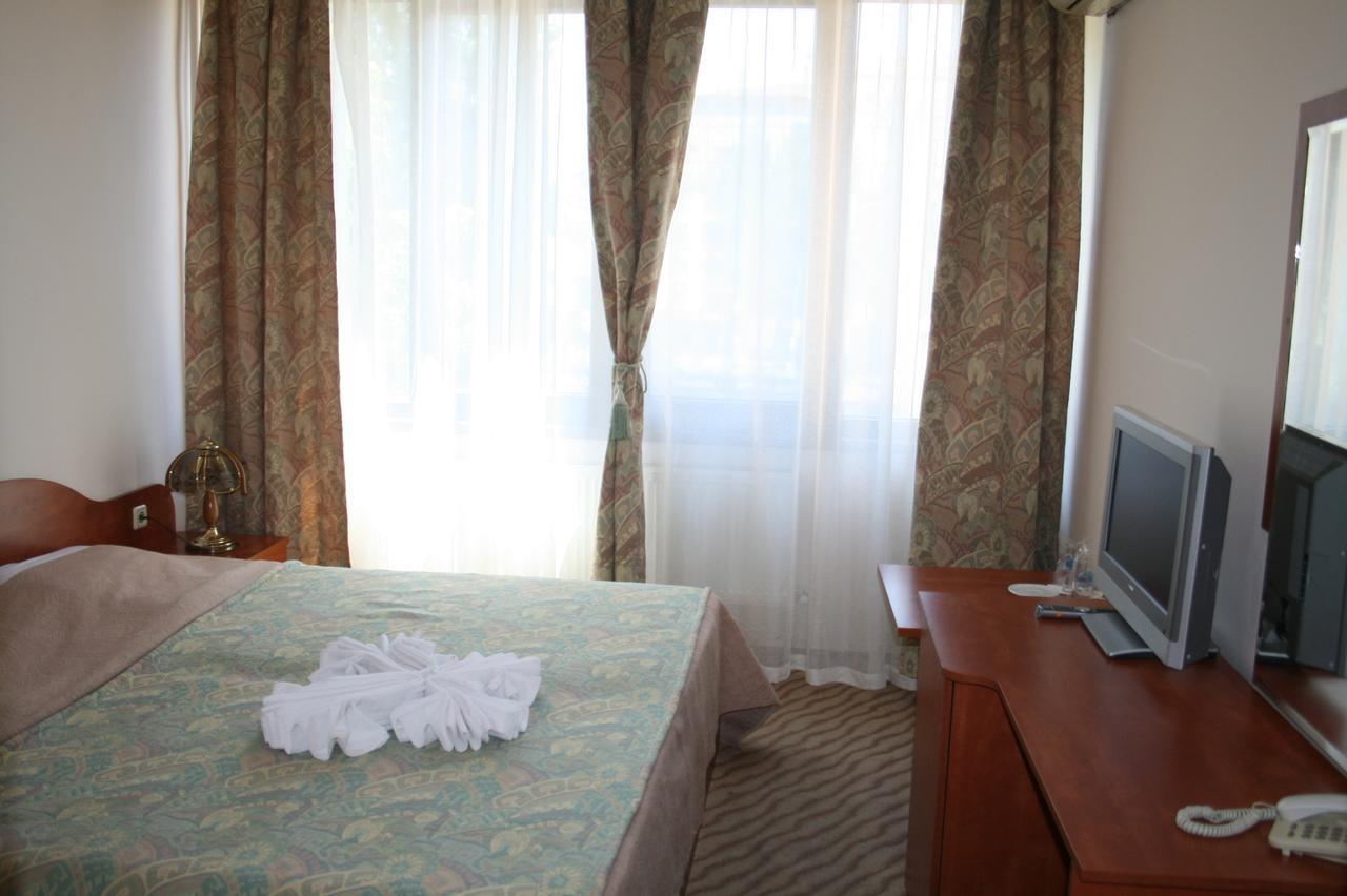 Hotel Nicol Plovdiv Kültér fotó