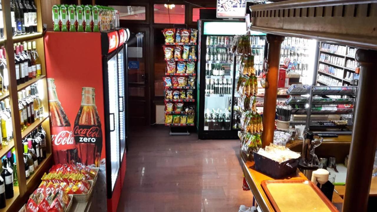 Hotel Nicol Plovdiv Kültér fotó